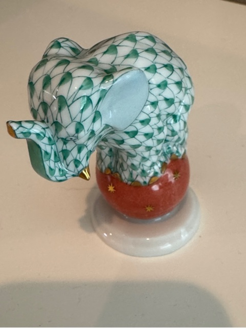 Herend Porcelain Dancing Elephant Figurine with Green Fishnet Pattern - Picture 2 of 4